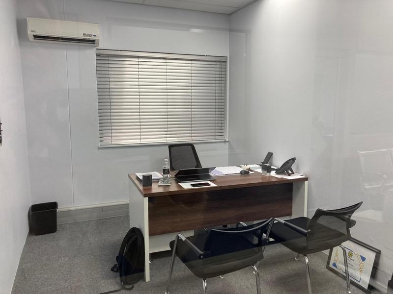To Let Commercial Property for Rent in Newton Park Eastern Cape